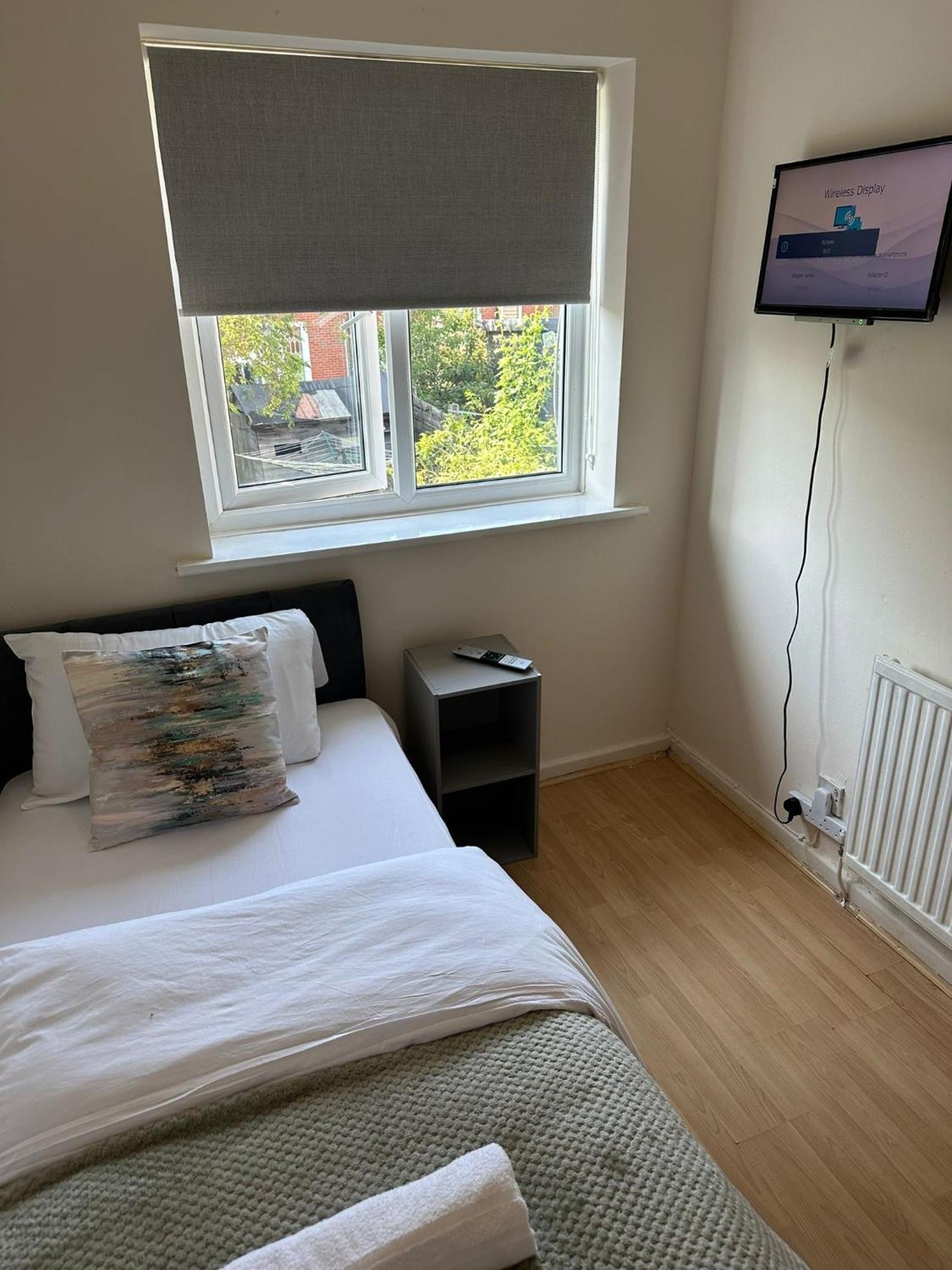 3 Bedroom Apartment Close To Manchester City Stadium And Coop Live Exterior foto